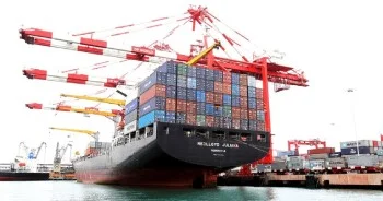 Aumentan las exportaciones y se desaceleran las importaciones de consumo  y Courier
