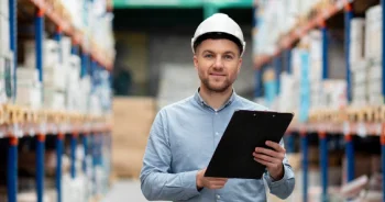 ¿Por qué es fundamental conocer las normativas aduaneras y su importancia en las importaciones? 