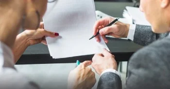 Tramitamos todas las certificaciones e intervenciones ante organismos oficiales 